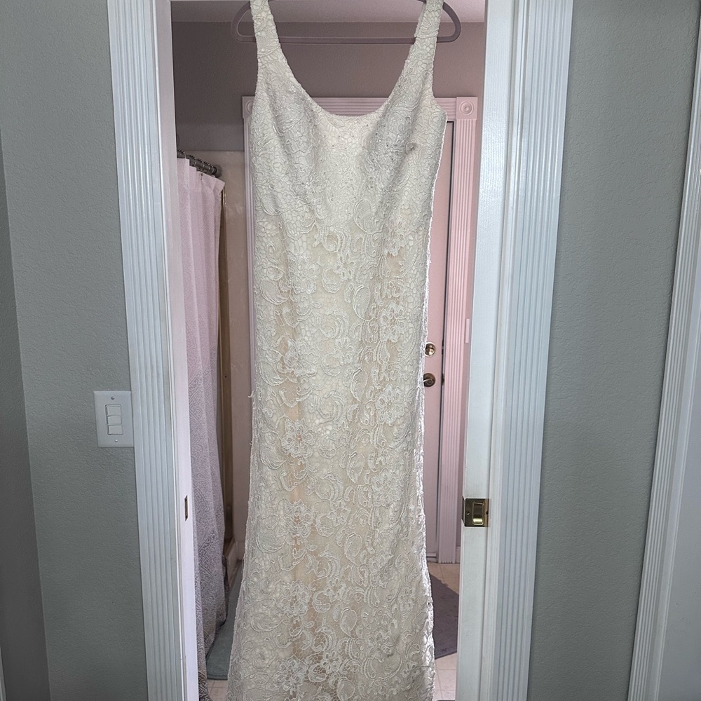 Oleg Cassini Wedding dress